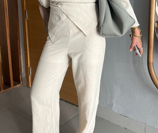 Linen pants in beige