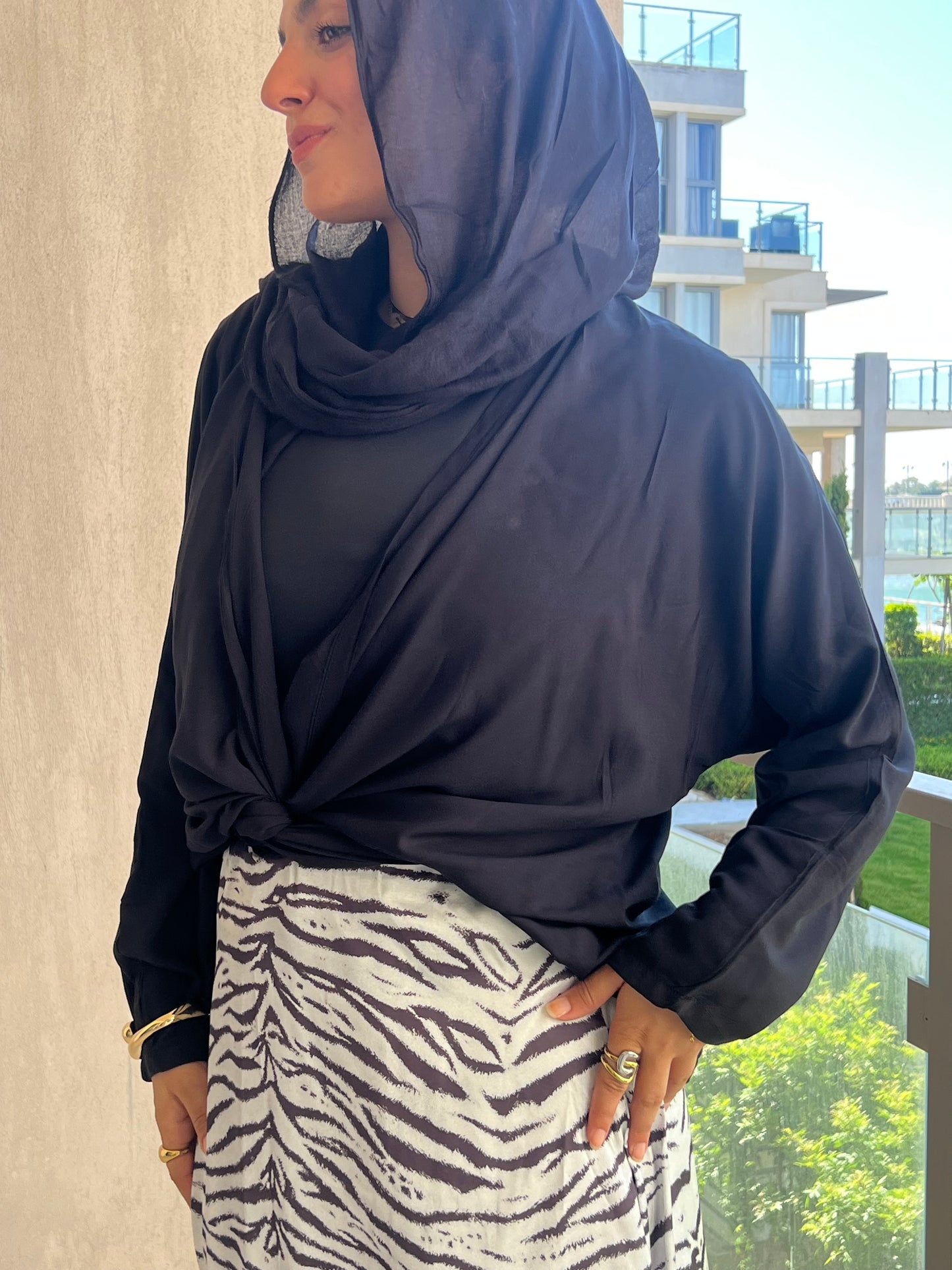Twist top in black